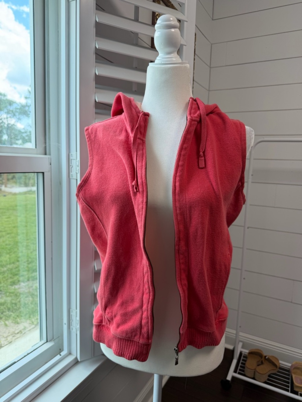 Tommy Bahama Sleeveless Hooded Jacket